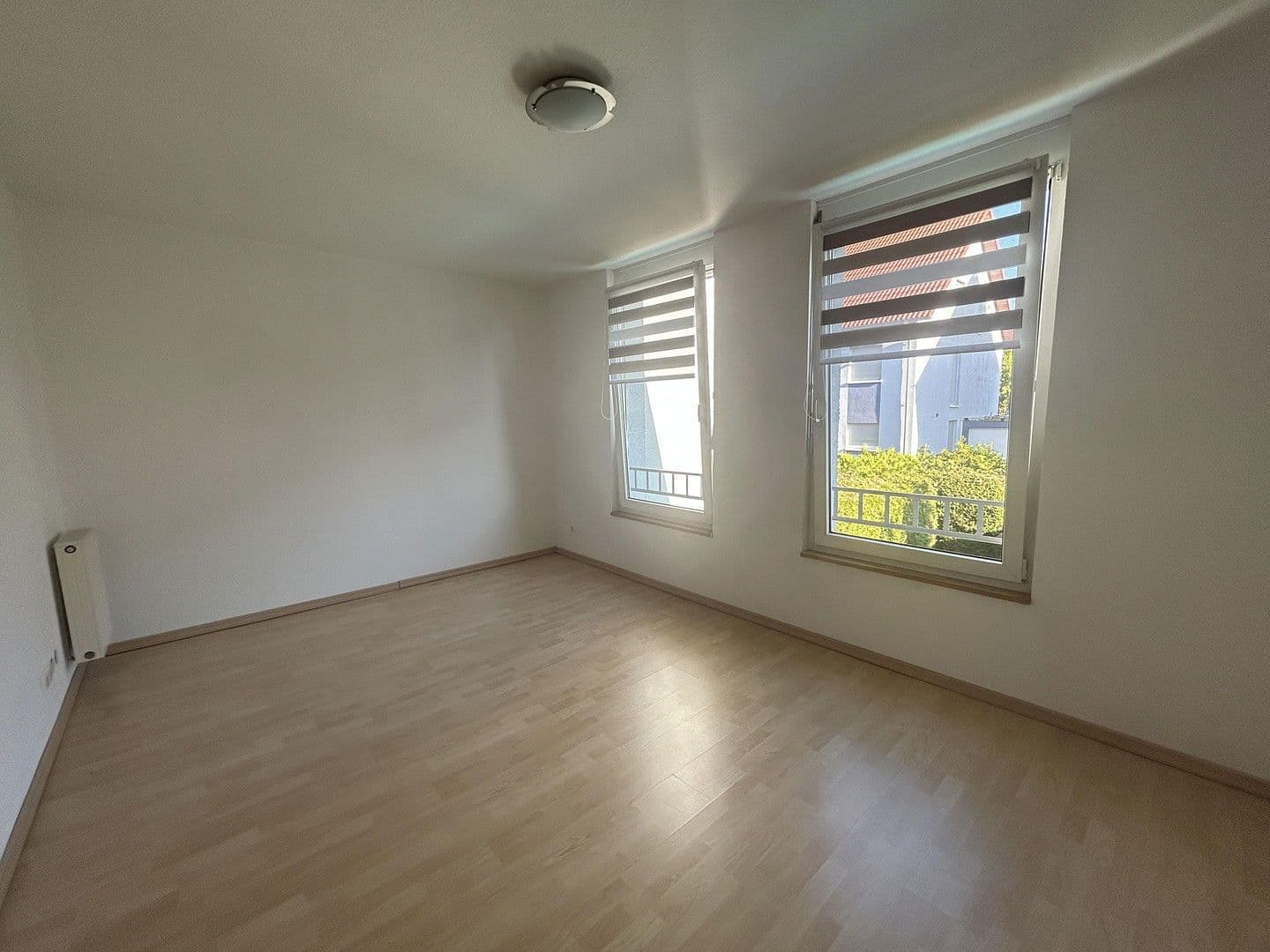 Pronájem domu 141 m², pozemek 160 m², Kaiserslautern, Porýní-Falc Pronájem domu 141 m², pozemek 160 m², Kaiserslautern, Porýní-Falc