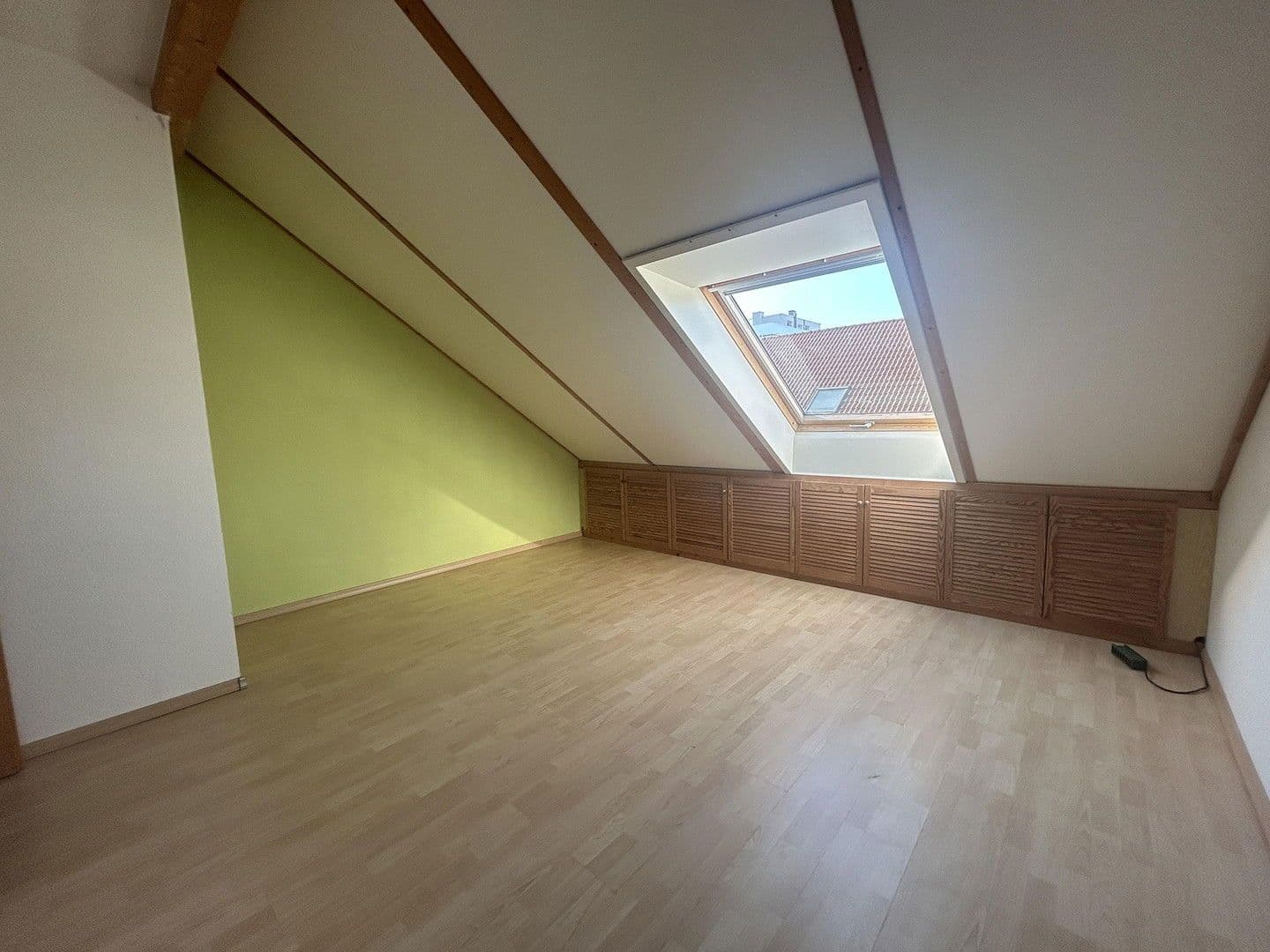 Pronájem domu 141 m², pozemek 160 m², Kaiserslautern, Porýní-Falc Pronájem domu 141 m², pozemek 160 m², Kaiserslautern, Porýní-Falc