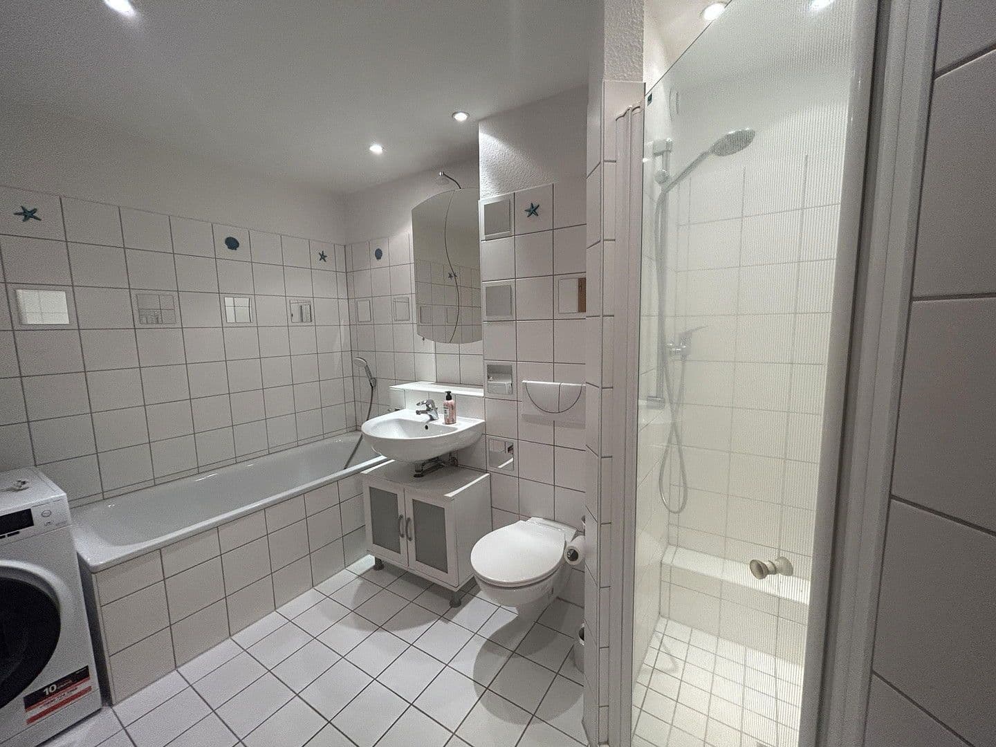 Pronájem domu 141 m², pozemek 160 m², Kaiserslautern, Porýní-Falc Pronájem domu 141 m², pozemek 160 m², Kaiserslautern, Porýní-Falc