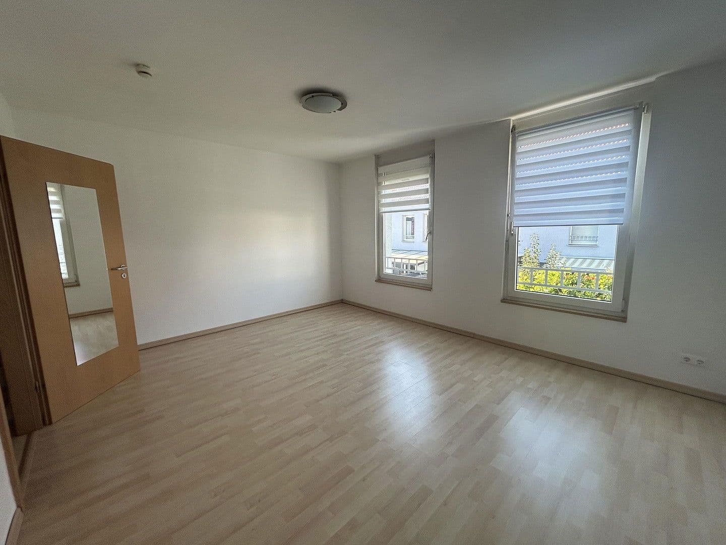 Pronájem domu 141 m², pozemek 160 m², Kaiserslautern, Porýní-Falc Pronájem domu 141 m², pozemek 160 m², Kaiserslautern, Porýní-Falc
