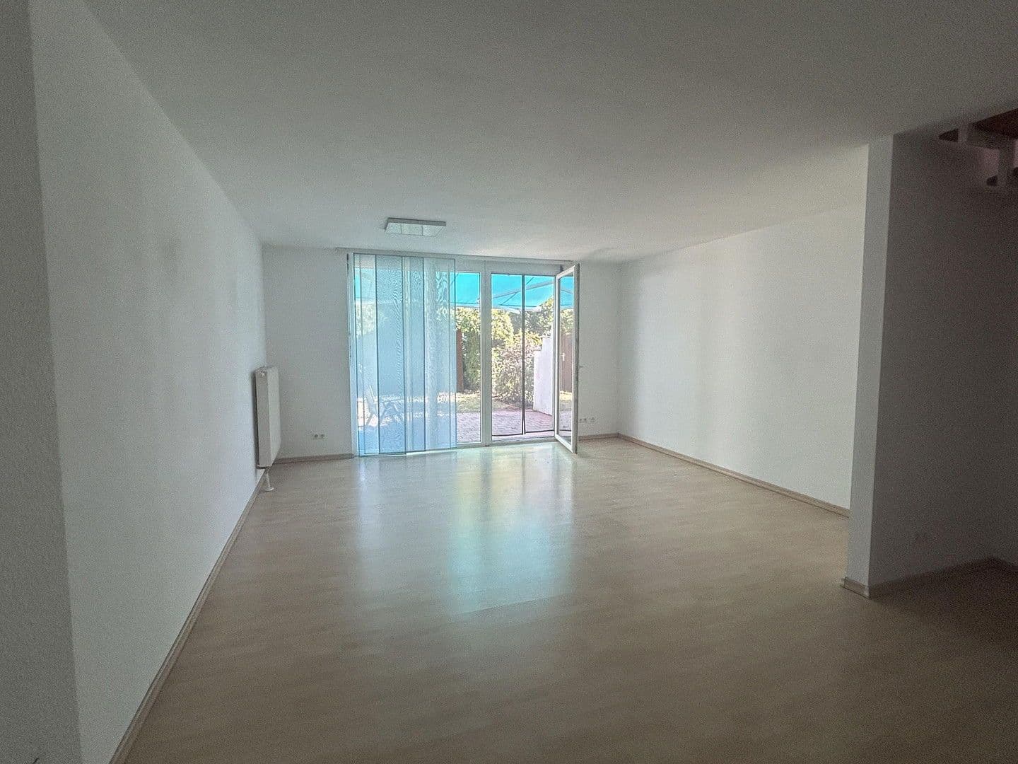 Pronájem domu 141 m², pozemek 160 m², Kaiserslautern, Porýní-Falc Pronájem domu 141 m², pozemek 160 m², Kaiserslautern, Porýní-Falc