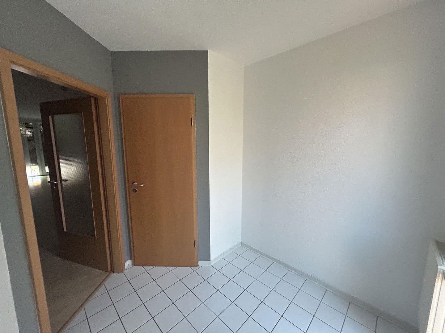 Pronájem domu 141 m², pozemek 160 m², Kaiserslautern, Porýní-Falc Pronájem domu 141 m², pozemek 160 m², Kaiserslautern, Porýní-Falc