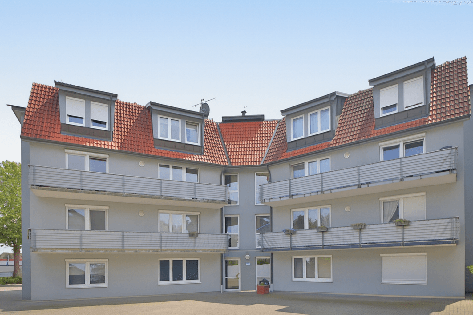 Pronájem bytu 3+1 88 m², Melanchthonstr 116, Bretten, Bádensko-Württembersko Pronájem bytu 3+1 88 m², Melanchthonstr 116, Bretten, Bádensko-Württembersko