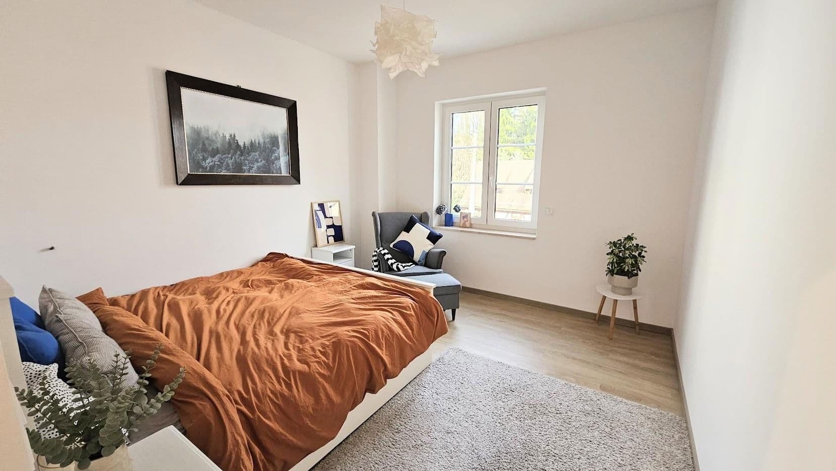 Prodej domu 261 m², pozemek 700 m², Oberfrohnaer Str. 135, Chemnitz, Sasko Prodej domu 261 m², pozemek 700 m², Oberfrohnaer Str. 135, Chemnitz, Sasko