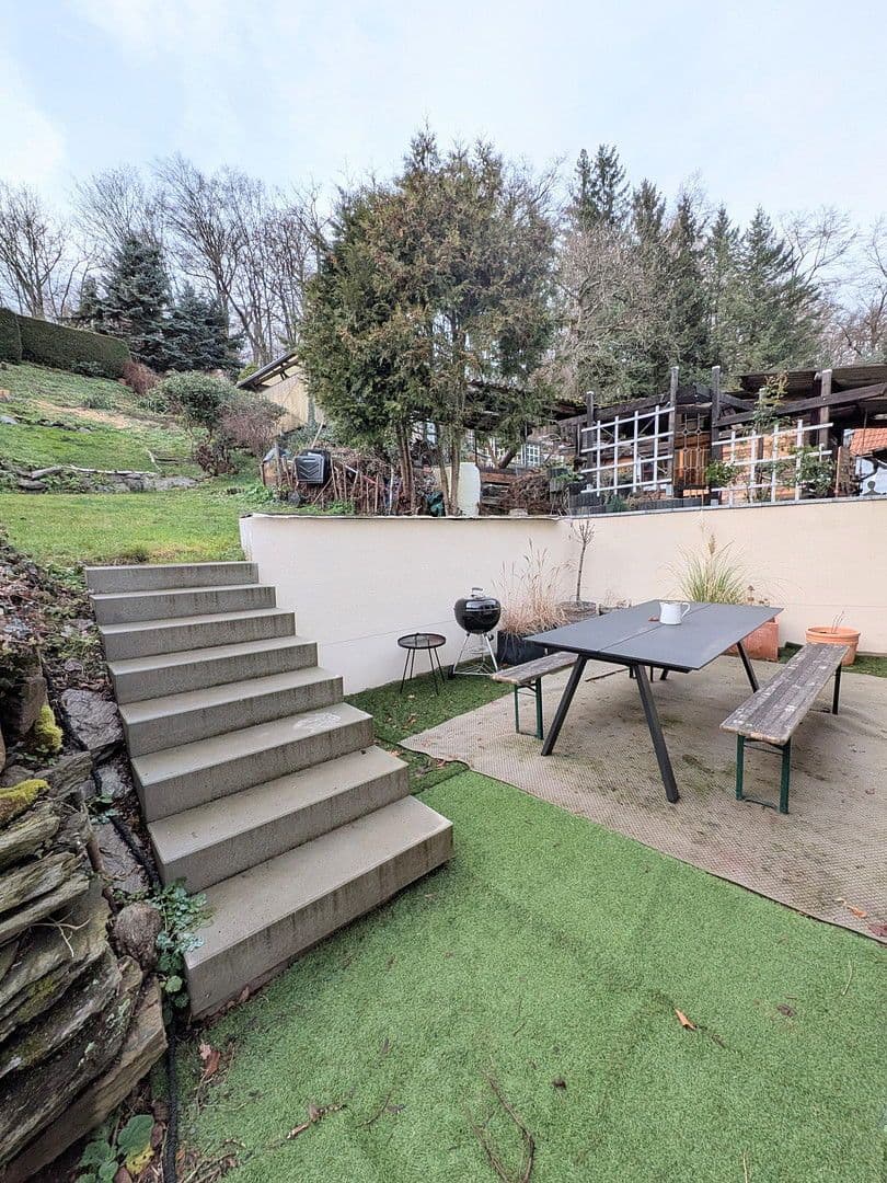 Prodej domu 261 m², pozemek 700 m², Oberfrohnaer Str. 135, Chemnitz, Sasko Prodej domu 261 m², pozemek 700 m², Oberfrohnaer Str. 135, Chemnitz, Sasko