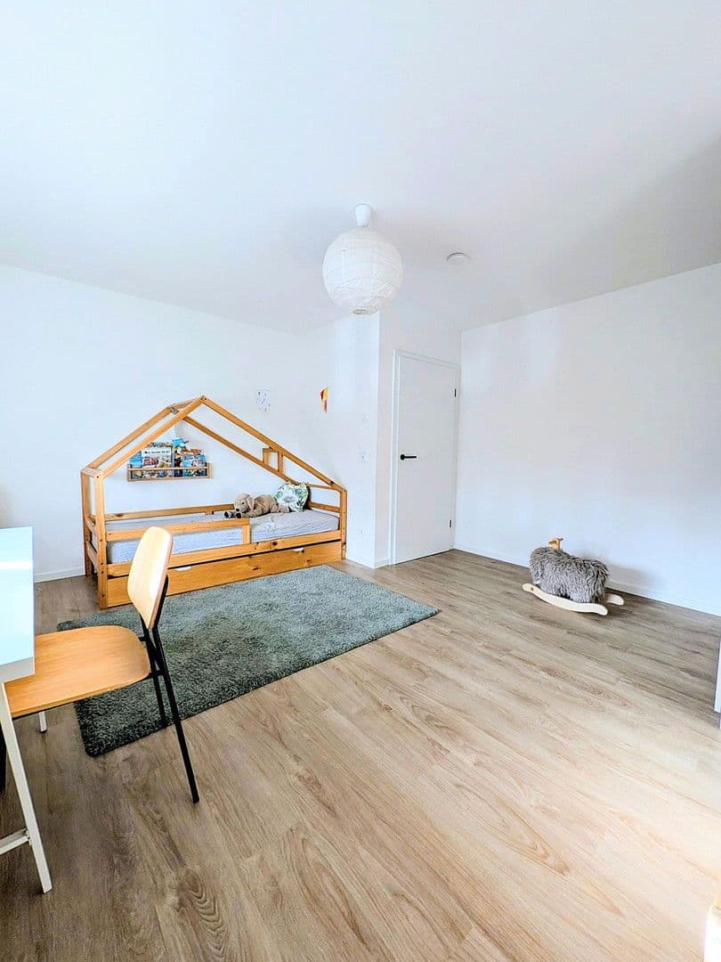 Prodej domu 261 m², pozemek 700 m², Oberfrohnaer Str. 135, Chemnitz, Sasko Prodej domu 261 m², pozemek 700 m², Oberfrohnaer Str. 135, Chemnitz, Sasko