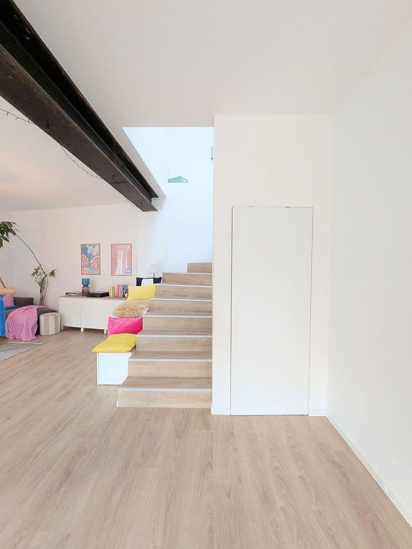 Prodej domu 261 m², pozemek 700 m², Oberfrohnaer Str. 135, Chemnitz, Sasko Prodej domu 261 m², pozemek 700 m², Oberfrohnaer Str. 135, Chemnitz, Sasko