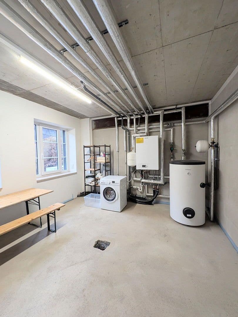 Prodej domu 261 m², pozemek 700 m², Oberfrohnaer Str. 135, Chemnitz, Sasko Prodej domu 261 m², pozemek 700 m², Oberfrohnaer Str. 135, Chemnitz, Sasko