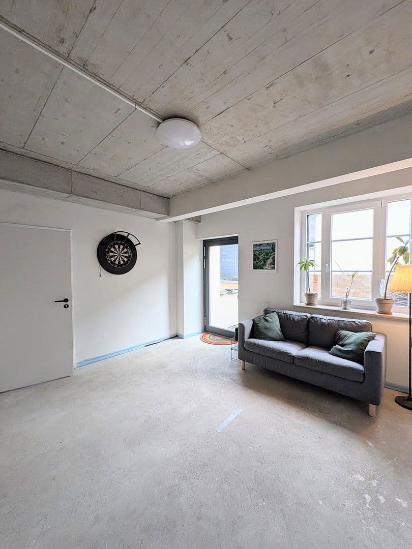 Prodej domu 261 m², pozemek 700 m², Oberfrohnaer Str. 135, Chemnitz, Sasko Prodej domu 261 m², pozemek 700 m², Oberfrohnaer Str. 135, Chemnitz, Sasko