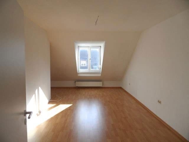 Prodej bytu 4+1 99 m², Am Teichfeld 43, Bad Frankenhausen/Kyffhäuser, Durynsko Prodej bytu 4+1 99 m², Am Teichfeld 43, Bad Frankenhausen/Kyffhäuser, Durynsko
