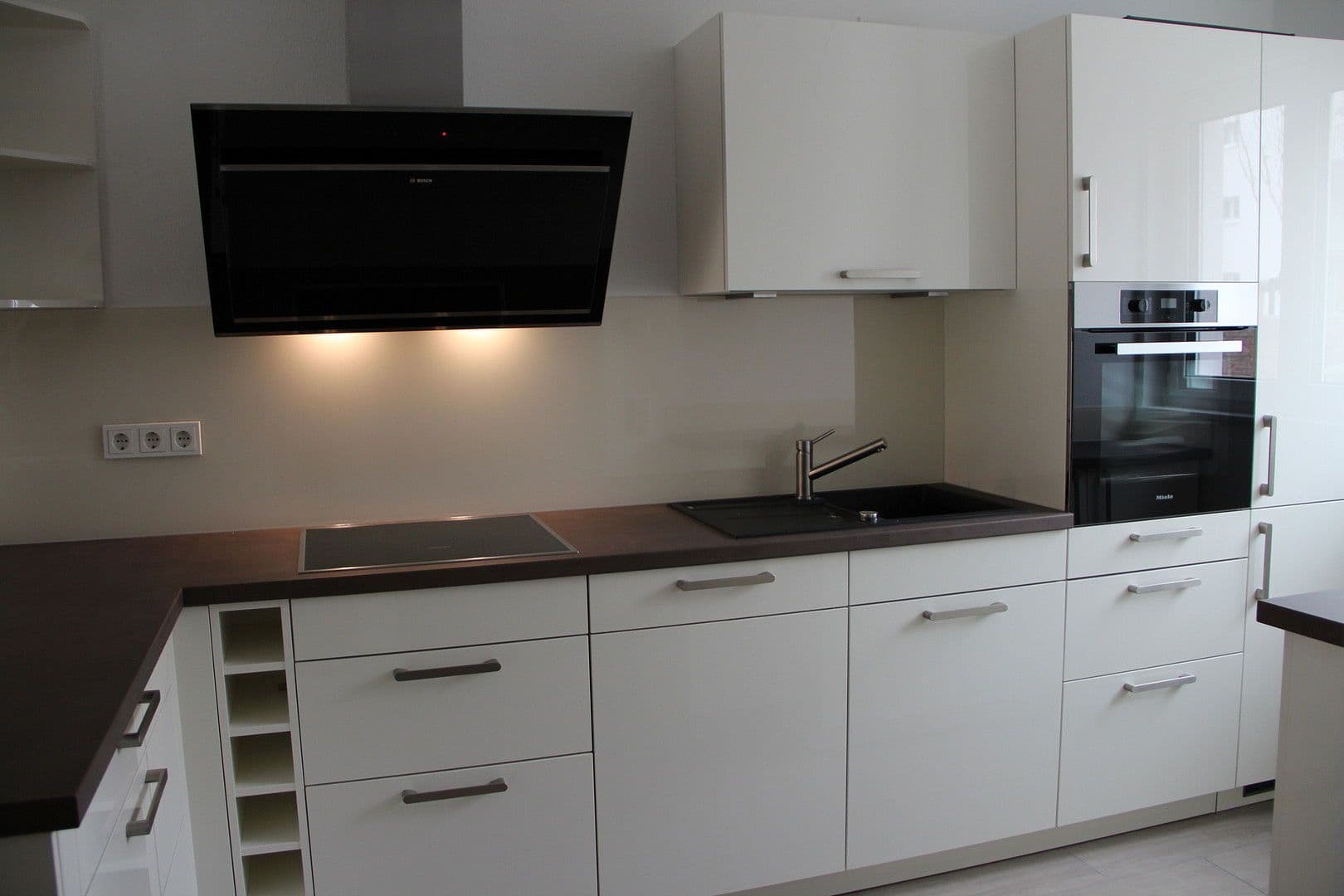 Pronájem domu 122 m², pozemek 150 m², Wiesbaden (Künstlerviertel), Hessen Pronájem domu 122 m², pozemek 150 m², Wiesbaden (Künstlerviertel), Hessen