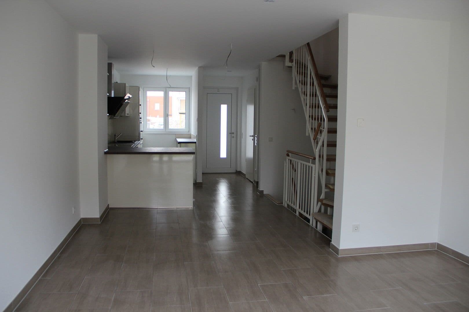 Pronájem domu 122 m², pozemek 150 m², Wiesbaden (Künstlerviertel), Hessen Pronájem domu 122 m², pozemek 150 m², Wiesbaden (Künstlerviertel), Hessen