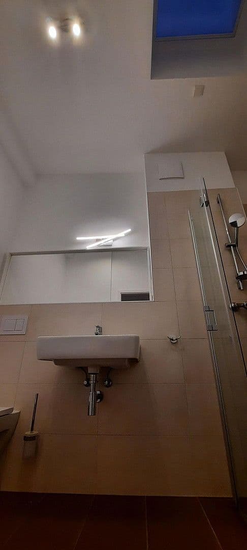 Pronájem domu 122 m², pozemek 150 m², Wiesbaden (Künstlerviertel), Hessen Pronájem domu 122 m², pozemek 150 m², Wiesbaden (Künstlerviertel), Hessen