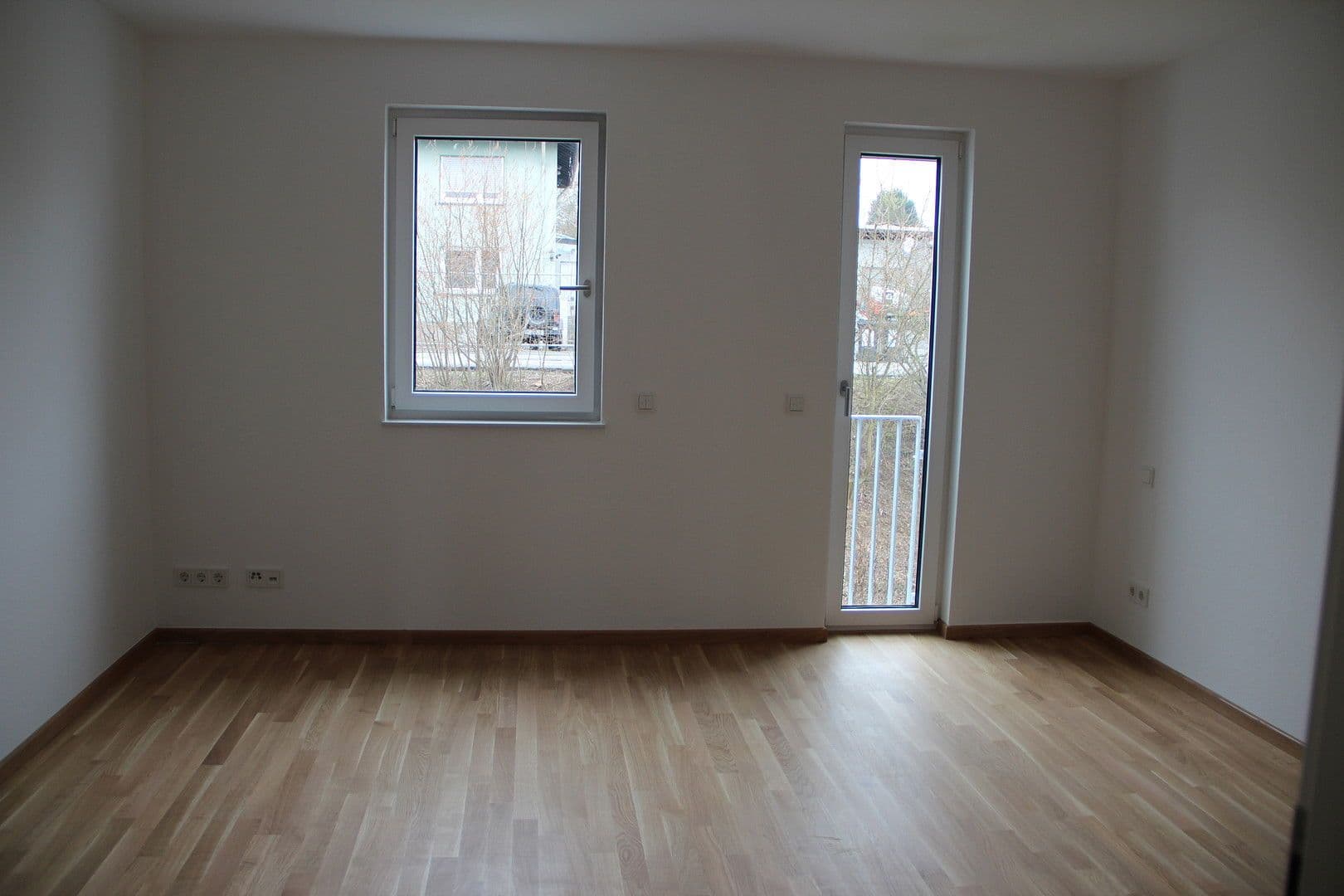 Pronájem domu 122 m², pozemek 150 m², Wiesbaden (Künstlerviertel), Hessen Pronájem domu 122 m², pozemek 150 m², Wiesbaden (Künstlerviertel), Hessen