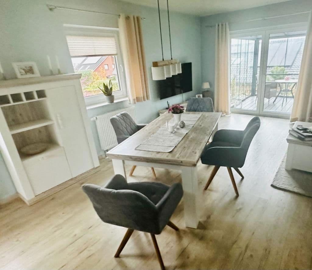 Prodej domu 108 m², pozemek 546 m², Heiligenhafen, Šlesvicko-Holštýnsko Prodej domu 108 m², pozemek 546 m², Heiligenhafen, Šlesvicko-Holštýnsko