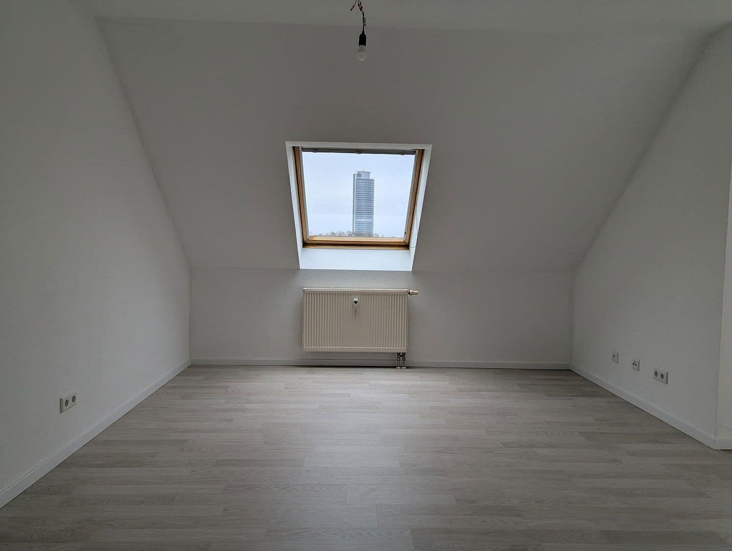 Pronájem bytu 2+1 57 m², Walzwerkstraße 6, Nürnberg, Bavorsko Pronájem bytu 2+1 57 m², Walzwerkstraße 6, Nürnberg, Bavorsko