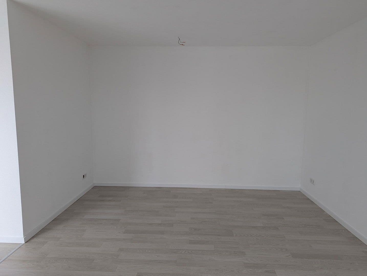 Pronájem bytu 2+1 57 m², Walzwerkstraße 6, Nürnberg, Bavorsko Pronájem bytu 2+1 57 m², Walzwerkstraße 6, Nürnberg, Bavorsko