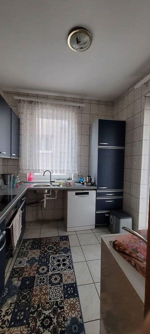Pronájem bytu 3+1 84 m², Stuttgart, Bádensko-Württembersko Pronájem bytu 3+1 84 m², Stuttgart, Bádensko-Württembersko