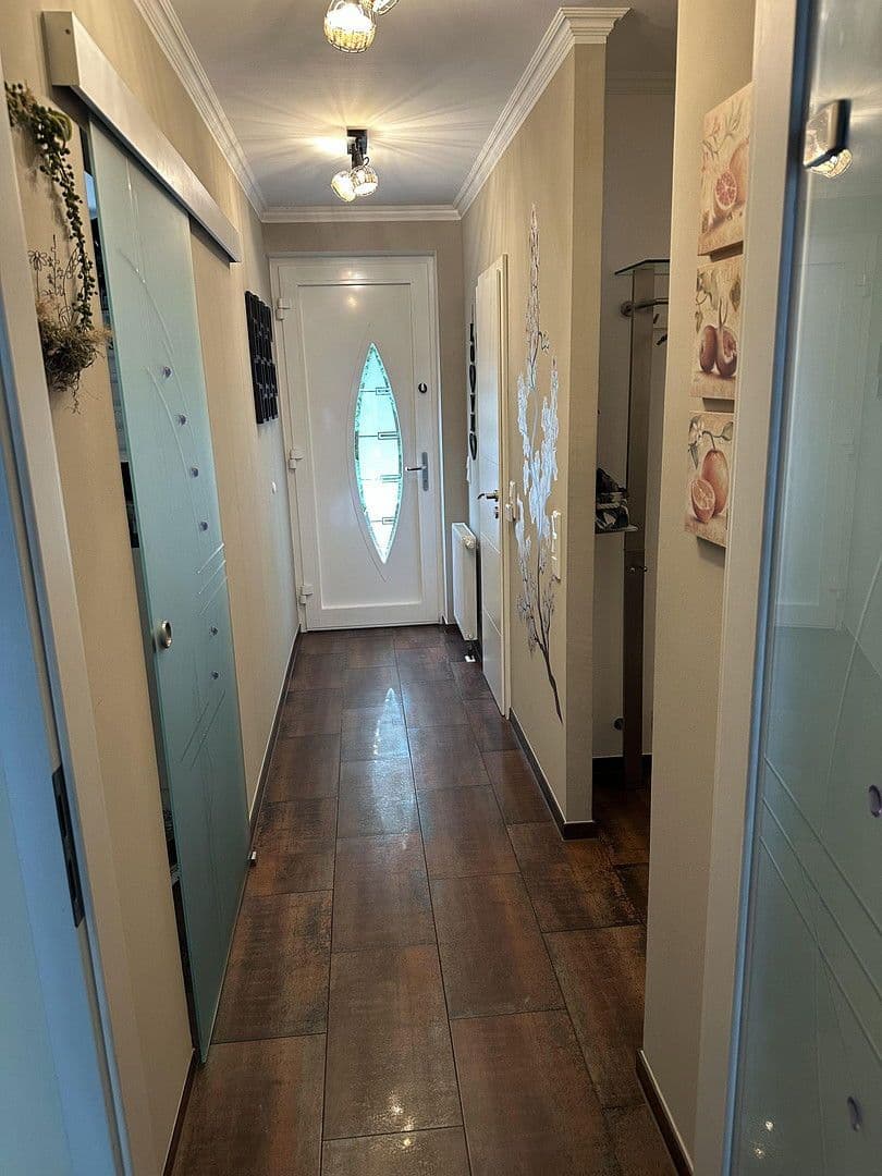 Prodej domu 118 m², pozemek 192 m², Ratingen, Severní Porýní-Vestfálsko Prodej domu 118 m², pozemek 192 m², Ratingen, Severní Porýní-Vestfálsko