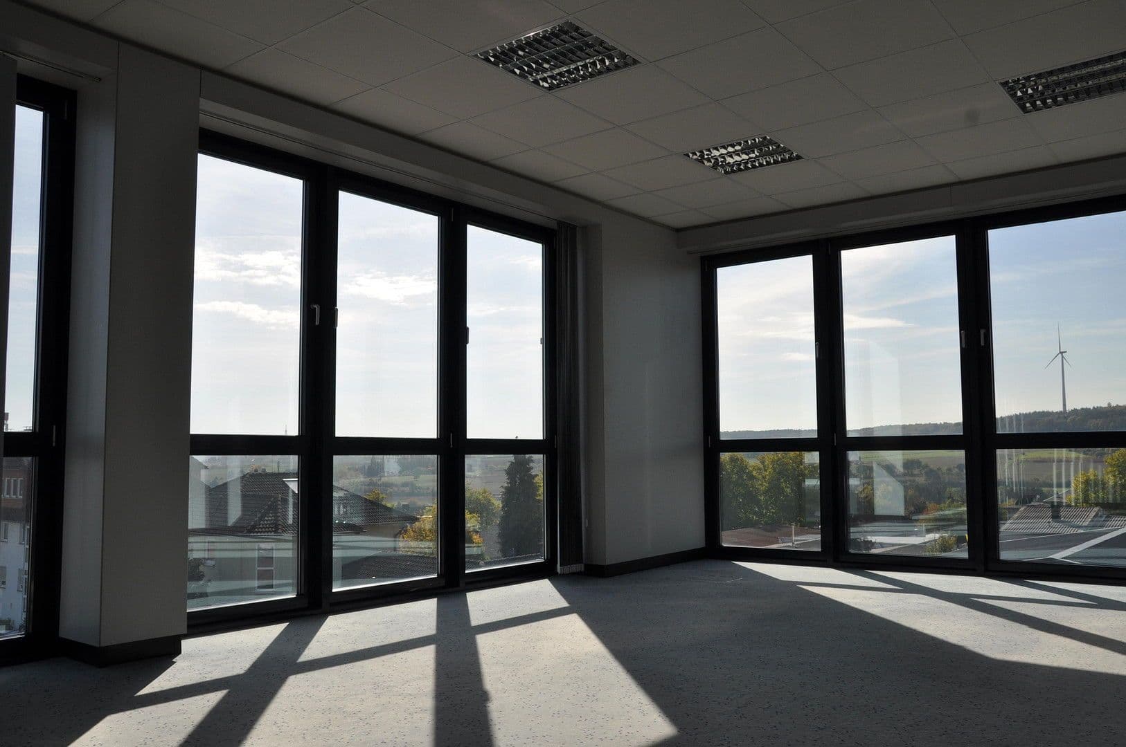 Pronájem kanceláře 427 m², Vor den Eichen 6, Elz, Hessen Pronájem kanceláře 427 m², Vor den Eichen 6, Elz, Hessen