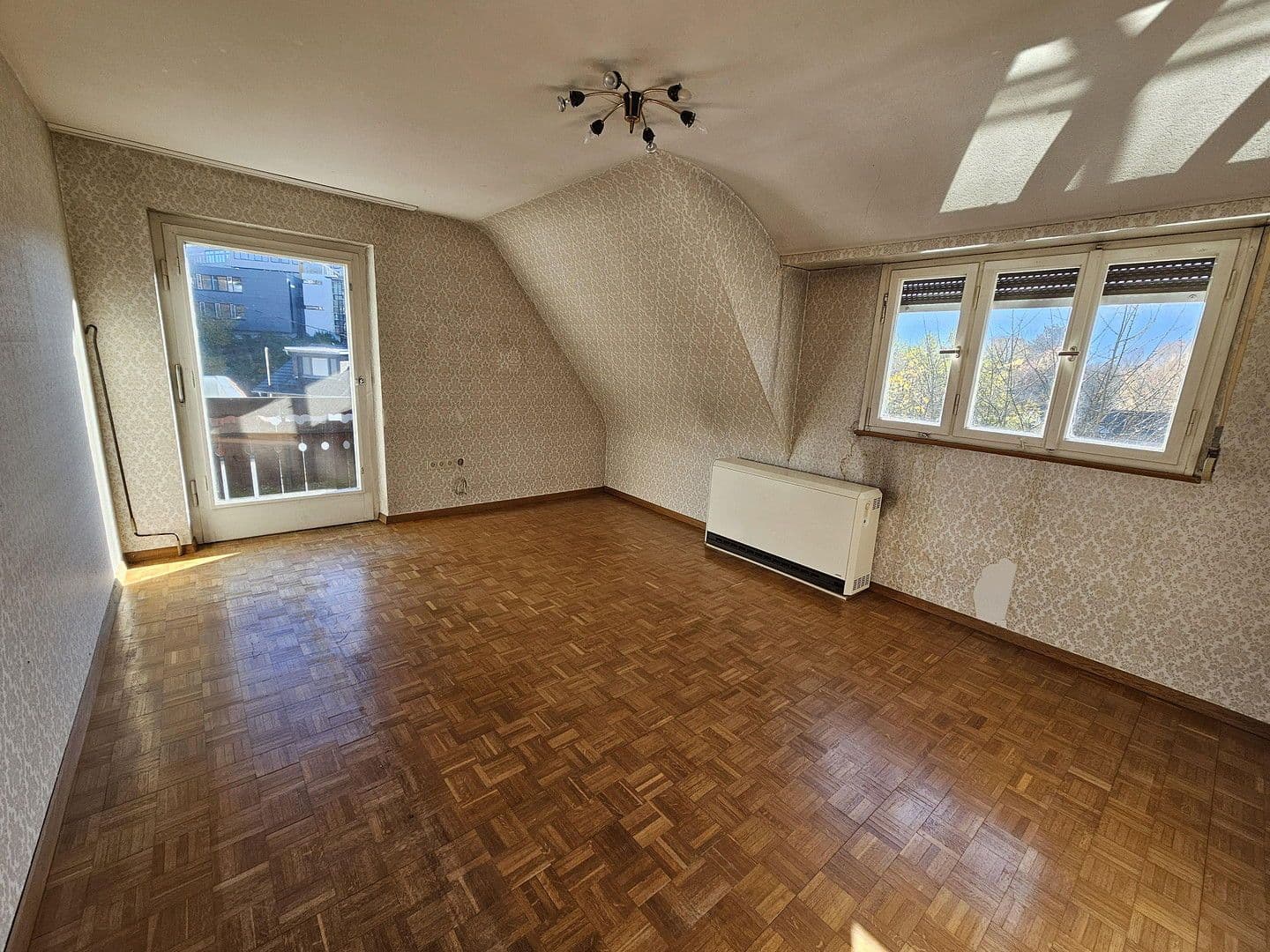 Prodej domu 112 m², pozemek 692 m², Plüderhausen, Bádensko-Württembersko Prodej domu 112 m², pozemek 692 m², Plüderhausen, Bádensko-Württembersko