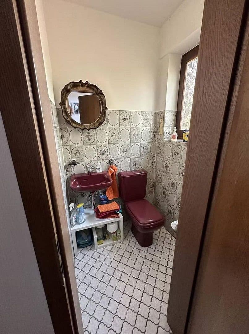 Prodej domu 140 m², pozemek 448 m², Schieferbank 34, Gevelsberg, Severní Porýní-Vestfálsko Prodej domu 140 m², pozemek 448 m², Schieferbank 34, Gevelsberg, Severní Porýní-Vestfálsko