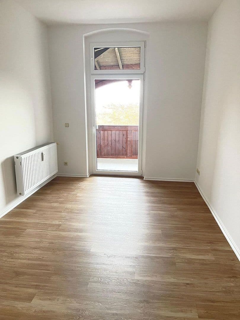 Pronájem bytu 3+1 74 m², Schöpfurter Str. 1, Eberswalde, Braniborsko Pronájem bytu 3+1 74 m², Schöpfurter Str. 1, Eberswalde, Braniborsko