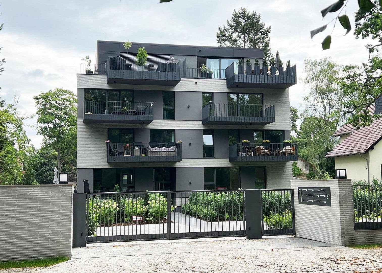 Pronájem bytu 2+1 51 m², Ostendorfstraße 37, Berlin, Berlín Pronájem bytu 2+1 51 m², Ostendorfstraße 37, Berlin, Berlín