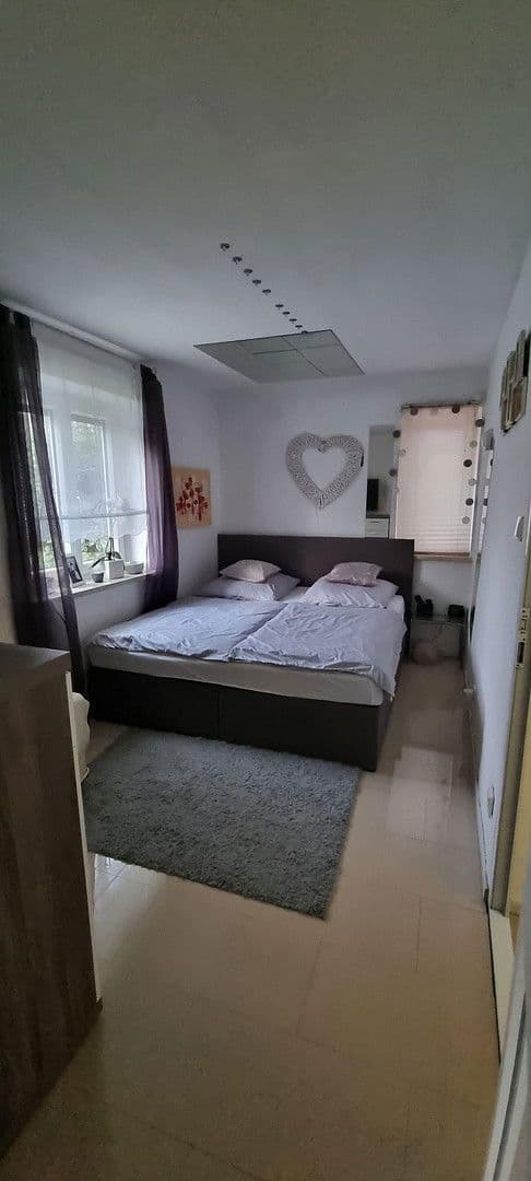 Prodej domu 314 m², pozemek 858 m², Raubling, Bavorsko Prodej domu 314 m², pozemek 858 m², Raubling, Bavorsko