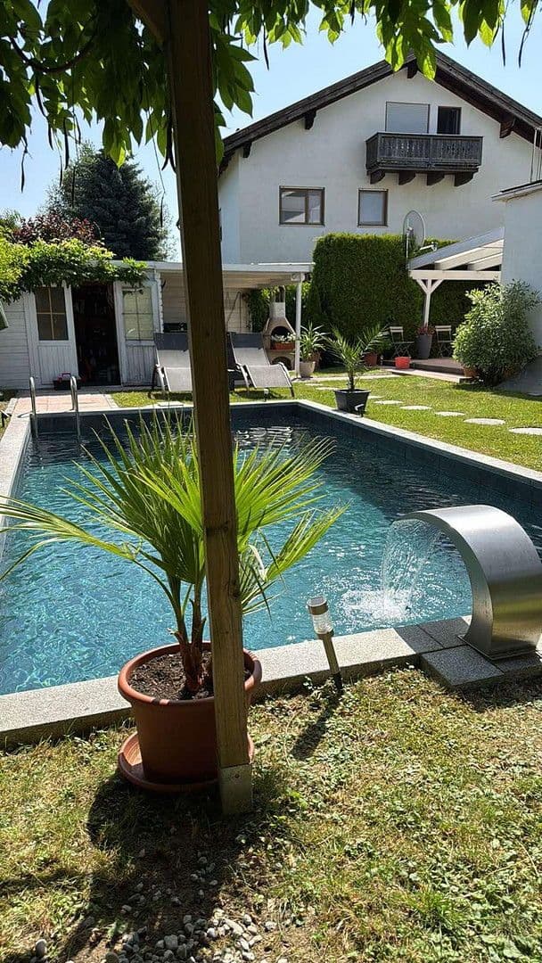 Prodej domu 314 m², pozemek 858 m², Raubling, Bavorsko Prodej domu 314 m², pozemek 858 m², Raubling, Bavorsko