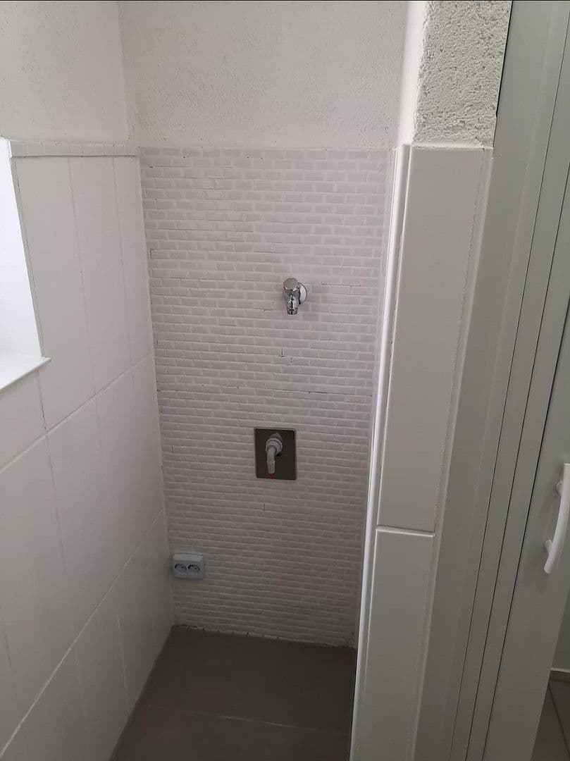 Prodej domu 314 m², pozemek 858 m², Raubling, Bavorsko Prodej domu 314 m², pozemek 858 m², Raubling, Bavorsko