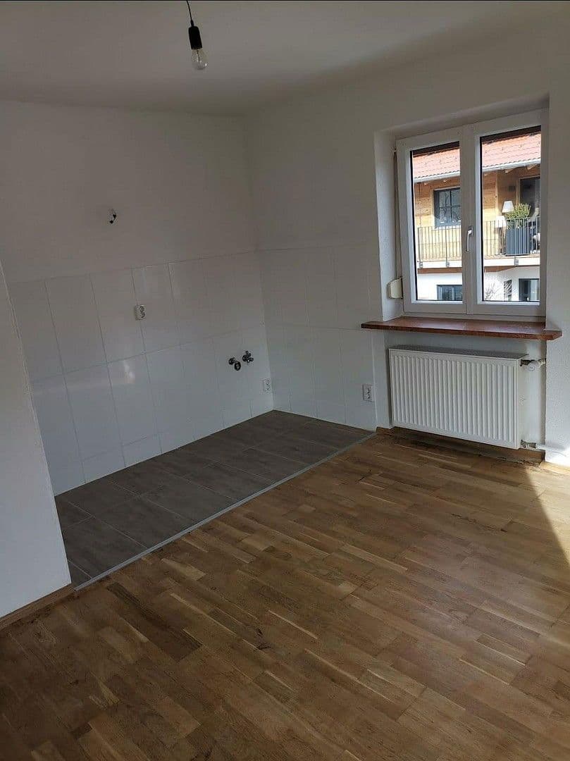 Prodej domu 314 m², pozemek 858 m², Raubling, Bavorsko Prodej domu 314 m², pozemek 858 m², Raubling, Bavorsko