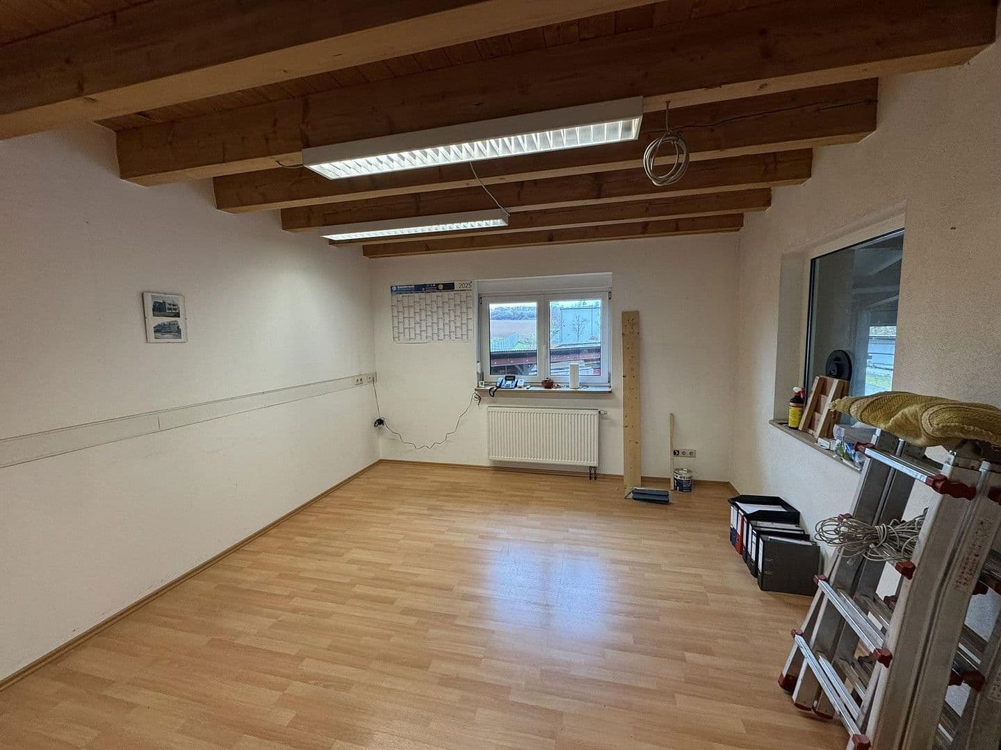 Prodej nebytového prostoru 2.473 m², Kaiserslautern, Porýní-Falc Prodej nebytového prostoru 2.473 m², Kaiserslautern, Porýní-Falc