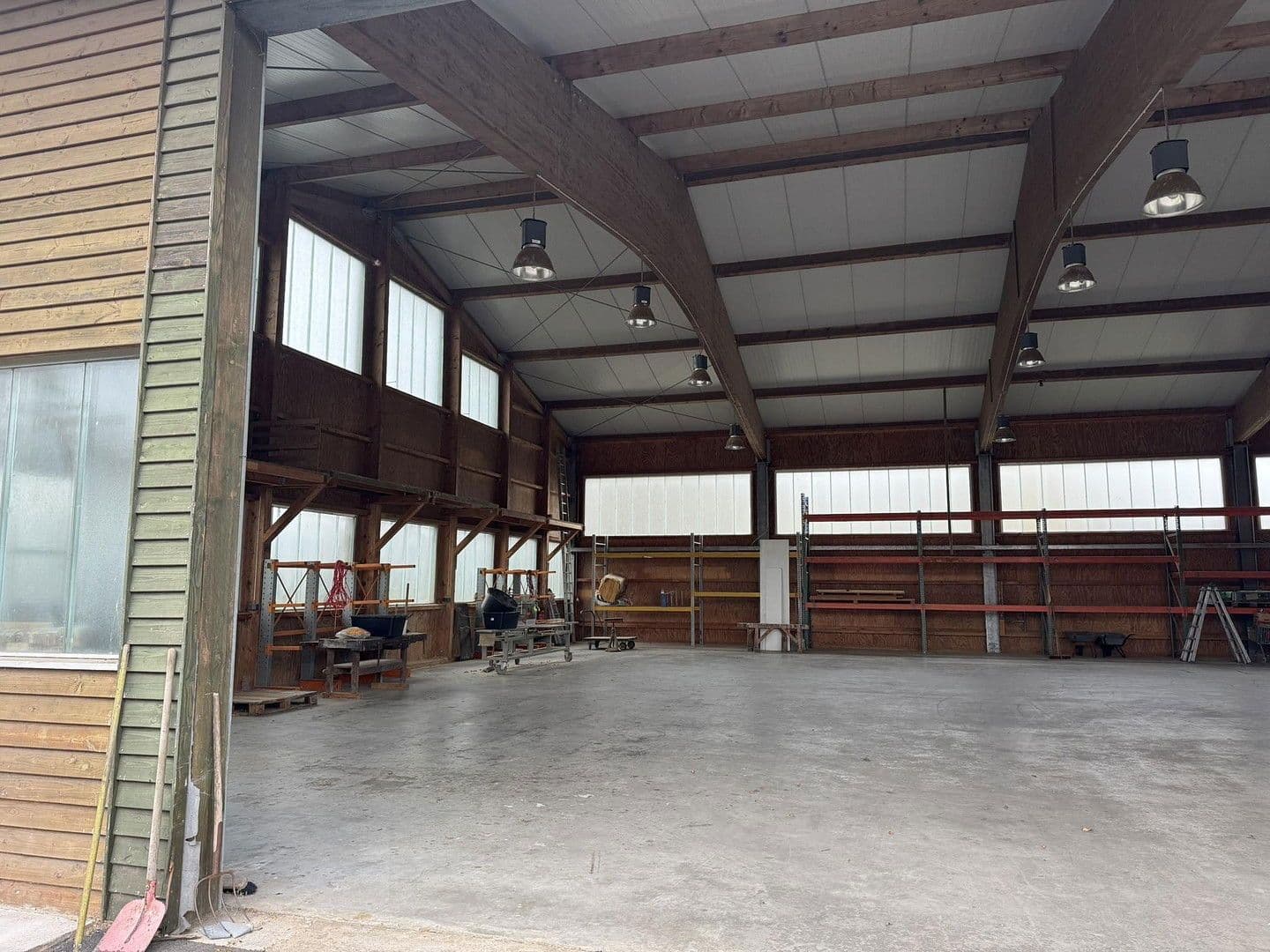 Prodej nebytového prostoru 2.473 m², Kaiserslautern, Porýní-Falc Prodej nebytového prostoru 2.473 m², Kaiserslautern, Porýní-Falc