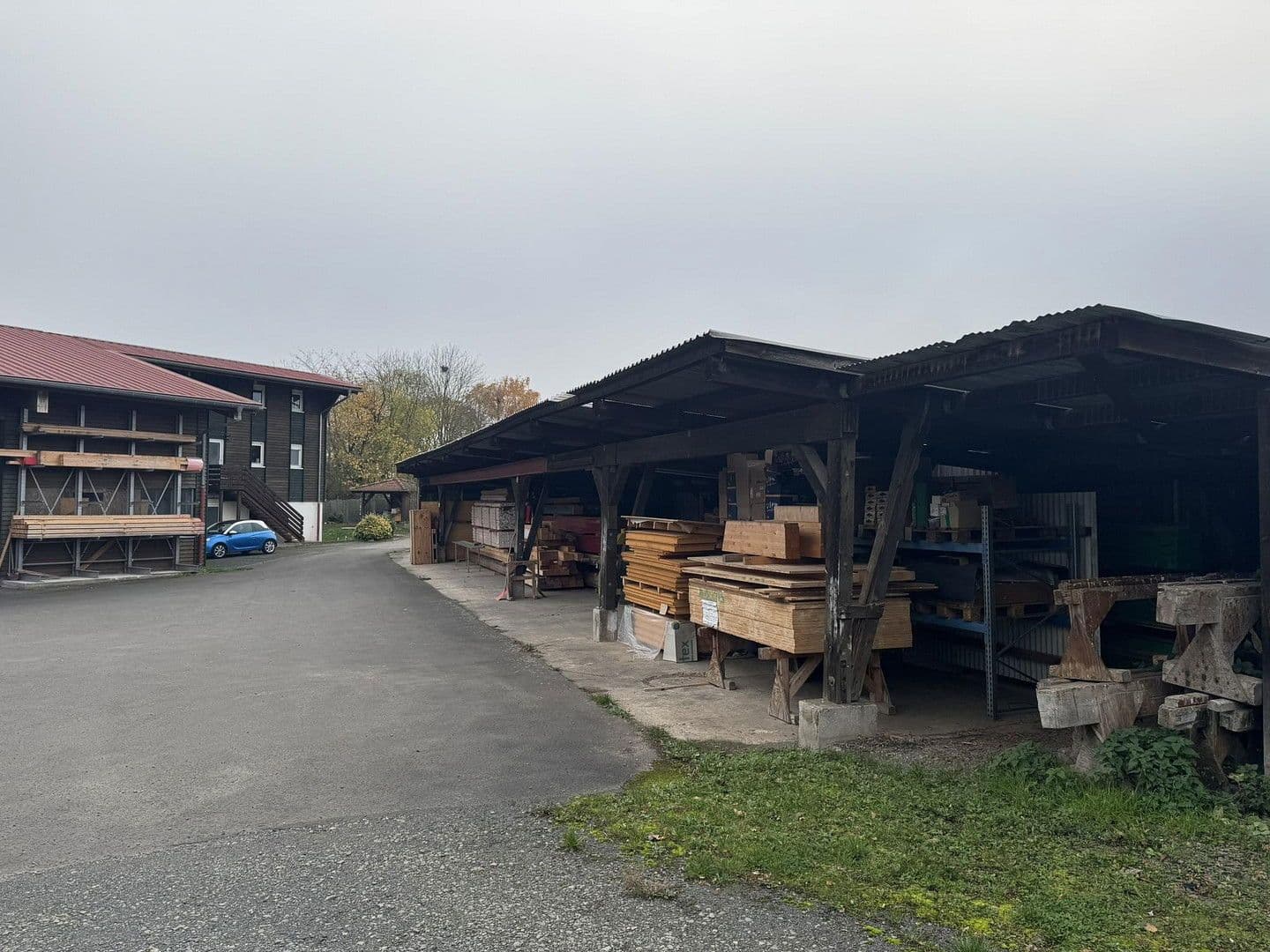 Prodej nebytového prostoru 2.473 m², Kaiserslautern, Porýní-Falc Prodej nebytového prostoru 2.473 m², Kaiserslautern, Porýní-Falc