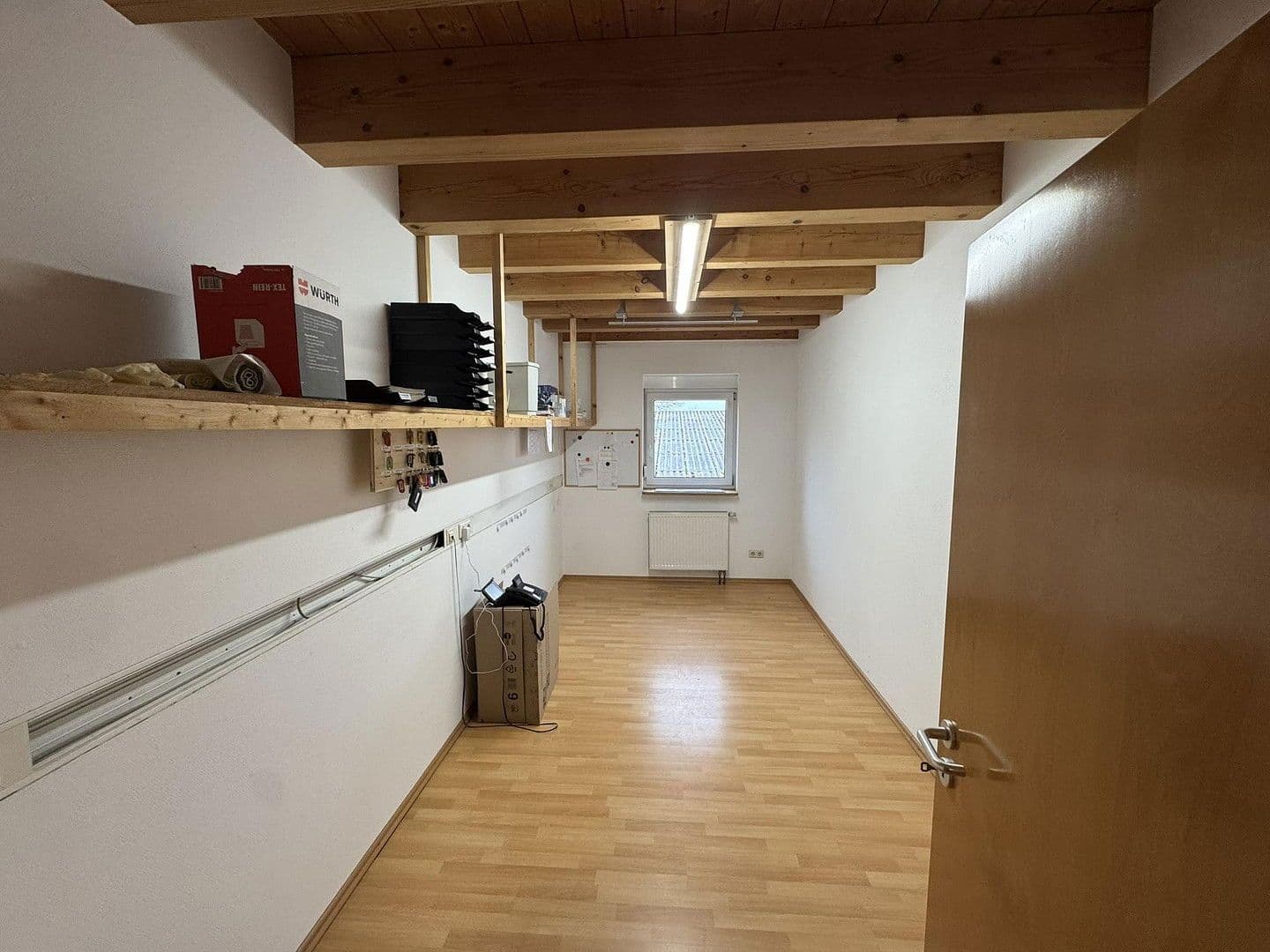 Prodej nebytového prostoru 2.473 m², Kaiserslautern, Porýní-Falc Prodej nebytového prostoru 2.473 m², Kaiserslautern, Porýní-Falc