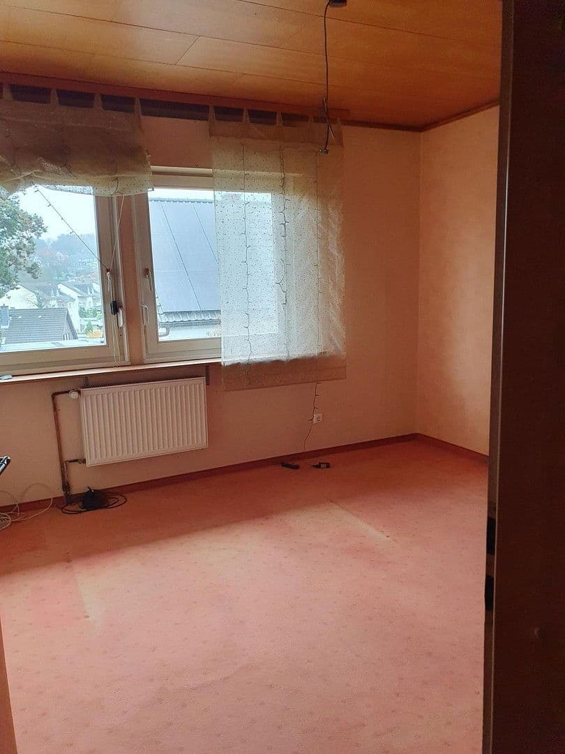 Prodej domu 90 m², pozemek 401 m², Jagdhausweg 12, Wuppertal, Severní Porýní-Vestfálsko Prodej domu 90 m², pozemek 401 m², Jagdhausweg 12, Wuppertal, Severní Porýní-Vestfálsko