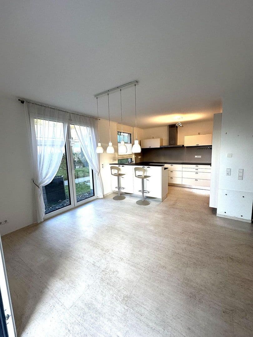 Prodej bytu 3+1 102 m², Gundelfingen, Bádensko-Württembersko Prodej bytu 3+1 102 m², Gundelfingen, Bádensko-Württembersko