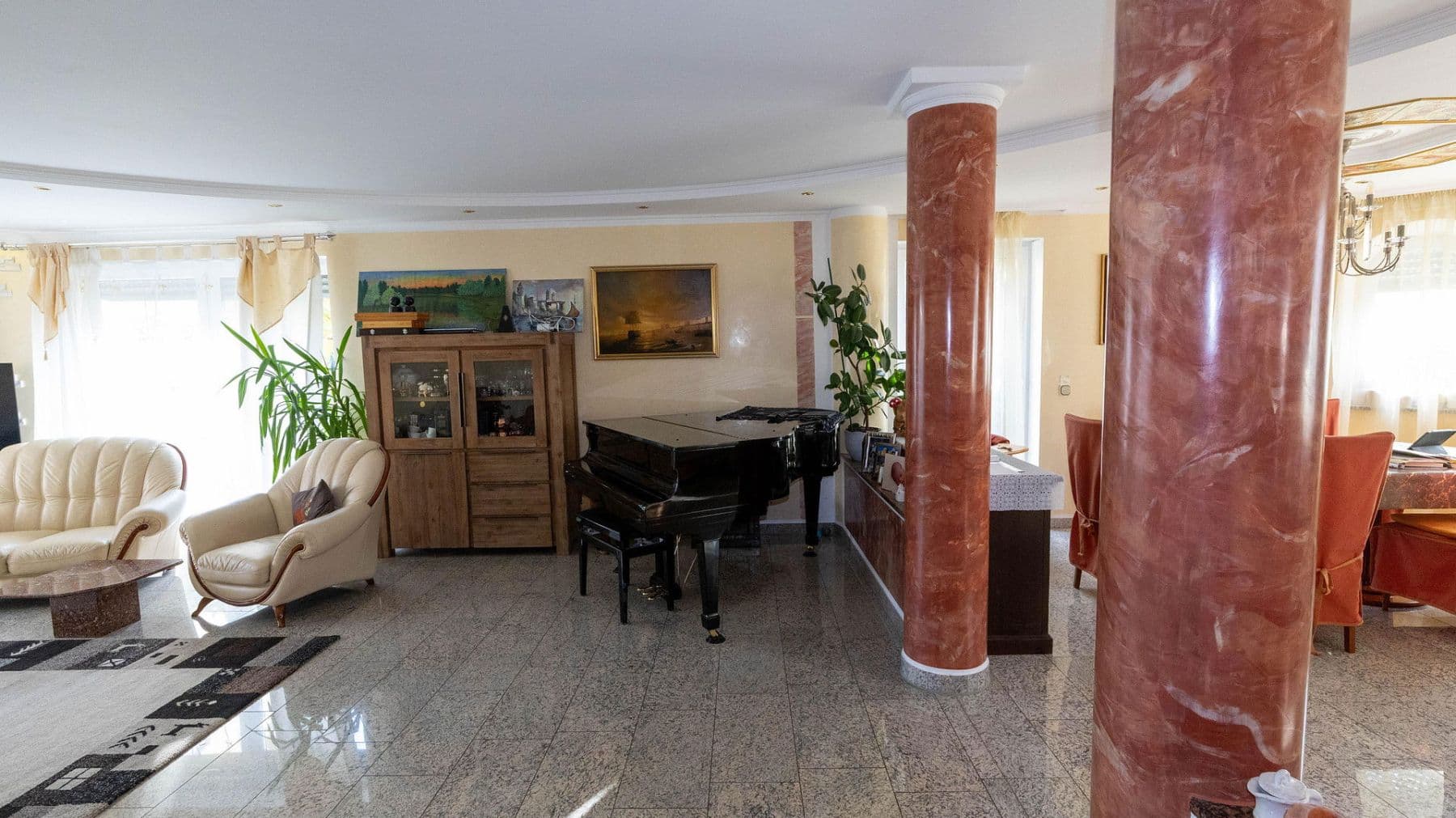 Prodej domu 280 m², pozemek 389 m², Kissing, Bavorsko Prodej domu 280 m², pozemek 389 m², Kissing, Bavorsko