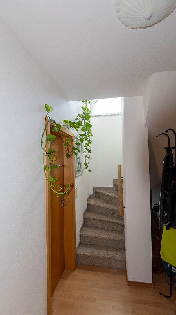 Prodej domu 280 m², pozemek 389 m², Kissing, Bavorsko Prodej domu 280 m², pozemek 389 m², Kissing, Bavorsko