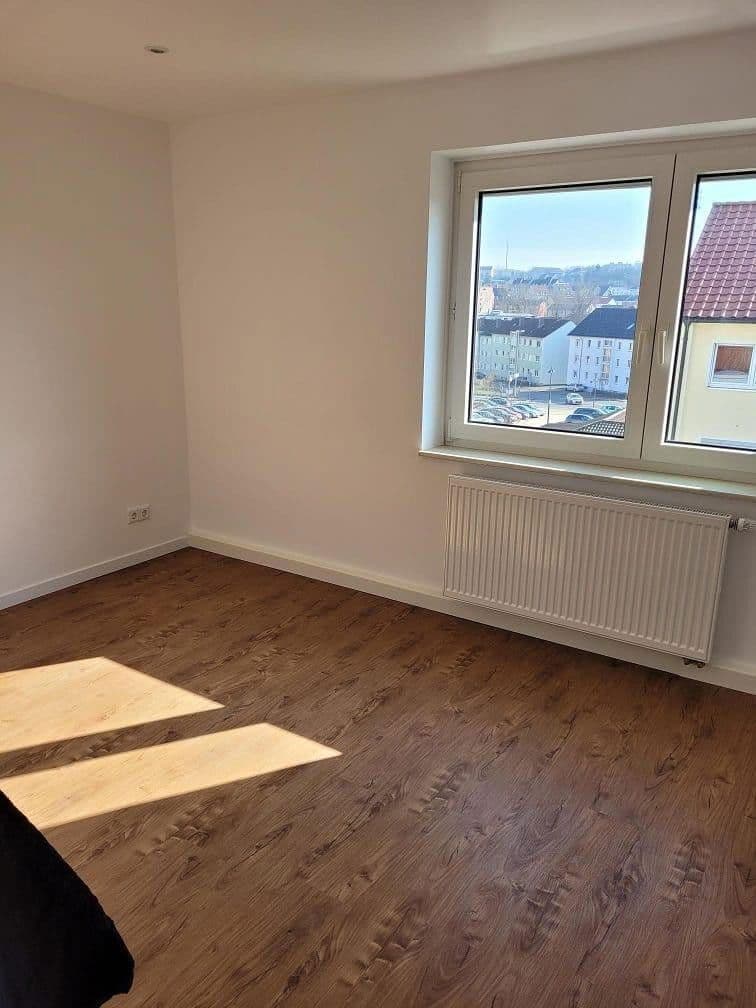 Pronájem bytu 3+1 67 m², Breslauer Str. 20, Ansbach, Bavorsko Pronájem bytu 3+1 67 m², Breslauer Str. 20, Ansbach, Bavorsko