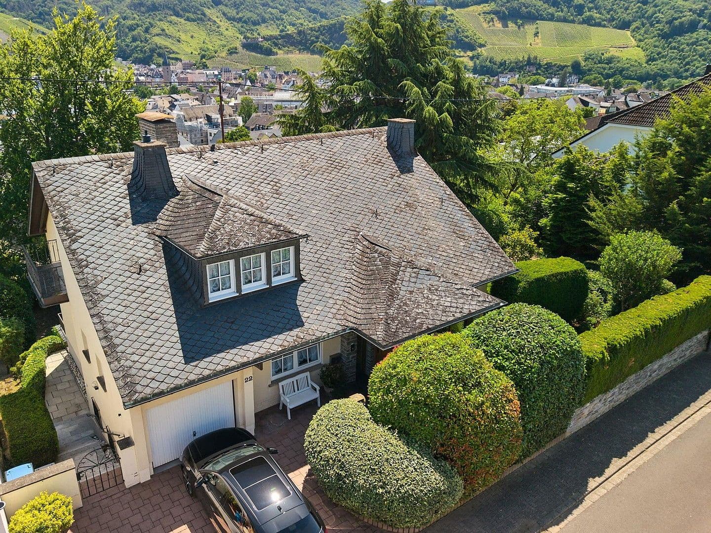 Prodej domu 316 m², pozemek 1.442 m², Bernkastel-Kues, Porýní-Falc Prodej domu 316 m², pozemek 1.442 m², Bernkastel-Kues, Porýní-Falc