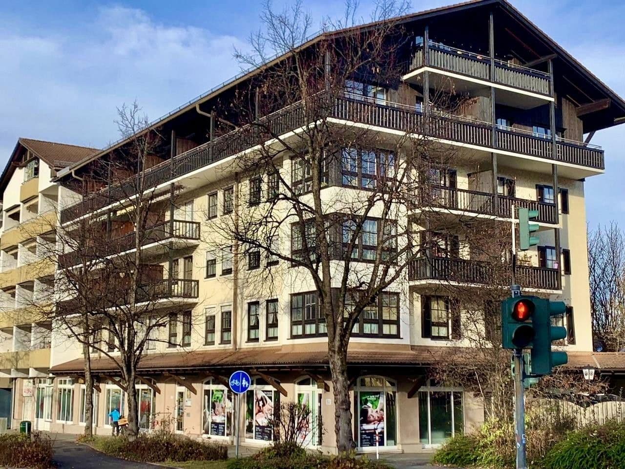 Prodej bytu 2+1 49 m², Sankt-Martin-Straße 2, Garmisch-Partenkirchen, Bavorsko Prodej bytu 2+1 49 m², Sankt-Martin-Straße 2, Garmisch-Partenkirchen, Bavorsko