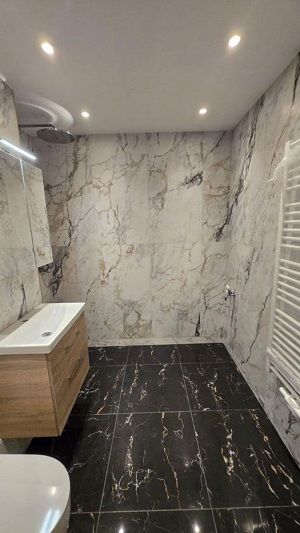 Prodej bytu 2+1 49 m², Sankt-Martin-Straße 2, Garmisch-Partenkirchen, Bavorsko Prodej bytu 2+1 49 m², Sankt-Martin-Straße 2, Garmisch-Partenkirchen, Bavorsko