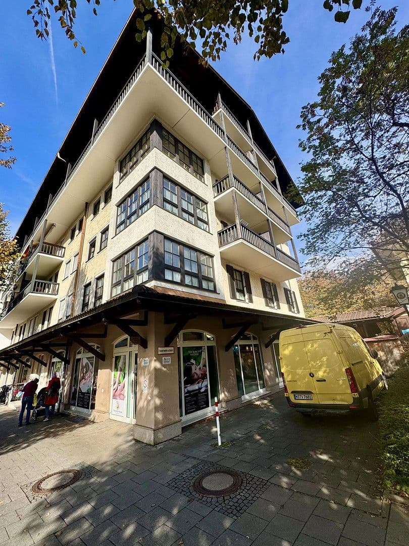 Prodej bytu 2+1 49 m², Sankt-Martin-Straße 2, Garmisch-Partenkirchen, Bavorsko Prodej bytu 2+1 49 m², Sankt-Martin-Straße 2, Garmisch-Partenkirchen, Bavorsko