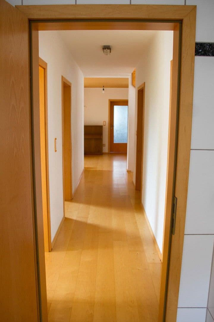 Prodej domu 302 m², pozemek 1.180 m², Nittendorf, Bavorsko Prodej domu 302 m², pozemek 1.180 m², Nittendorf, Bavorsko