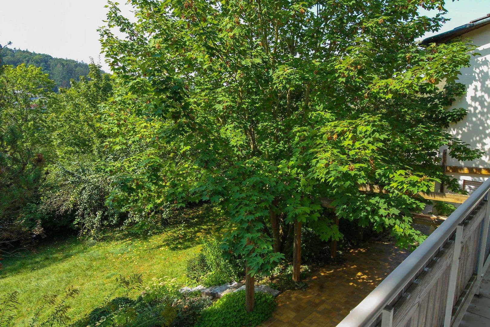 Prodej domu 302 m², pozemek 1.180 m², Nittendorf, Bavorsko Prodej domu 302 m², pozemek 1.180 m², Nittendorf, Bavorsko