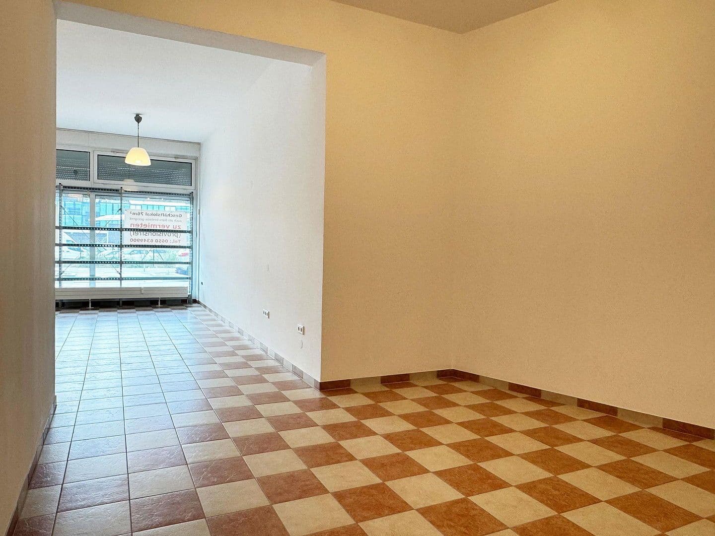 Pronájem nebytového prostoru 76 m², Weiserstraße 28, Salzburg, Salcbursko Pronájem nebytového prostoru 76 m², Weiserstraße 28, Salzburg, Salcbursko