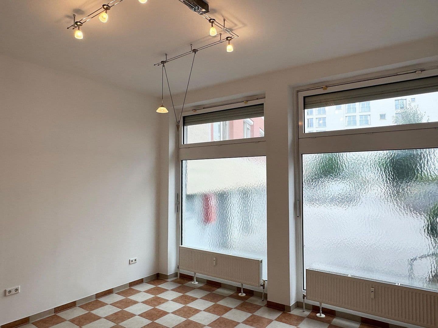 Pronájem nebytového prostoru 76 m², Weiserstraße 28, Salzburg, Salcbursko Pronájem nebytového prostoru 76 m², Weiserstraße 28, Salzburg, Salcbursko