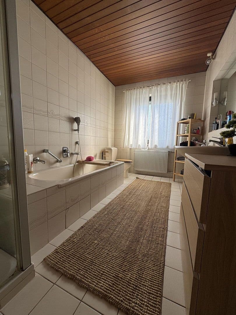 Prodej domu 297 m², pozemek 720 m², Am Mühlhebel 9, Weilerbach, Porýní-Falc Prodej domu 297 m², pozemek 720 m², Am Mühlhebel 9, Weilerbach, Porýní-Falc